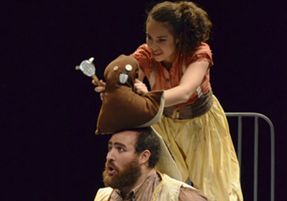 <b>Diseño de  vestuario.</b><br>Temporada  Octubre-Diciembre 2012, Teatro el Granero del Centro Cultural del Bosque. Temporada Agosto-septiembre 2013, Teatro La Capilla Ciudad de México. 